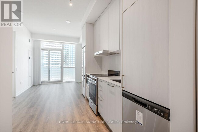 Photo - 195 Commerce St Unité 3201