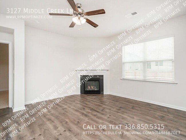 Photo - 3127 Middle Creek Ln