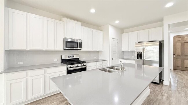 Photo - 600 Golden Glory Rd