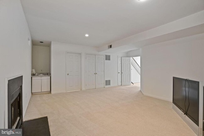 Photo - 4002 Rosemeade Dr