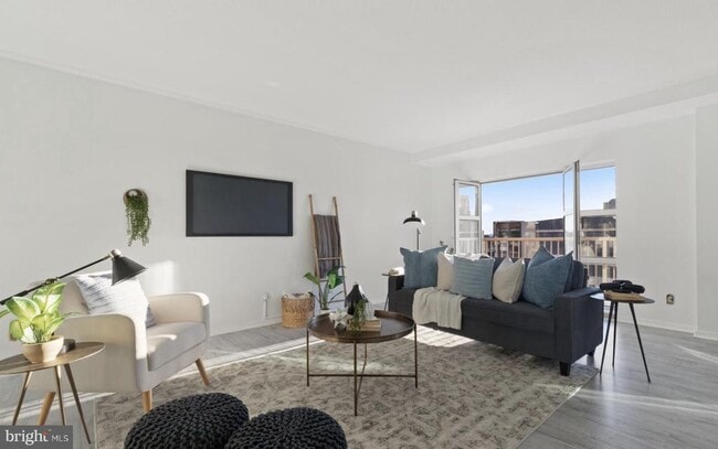 Photo - 250 S President St Unit 600