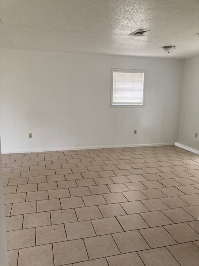 Photo - Gulfport 3 Bedroom