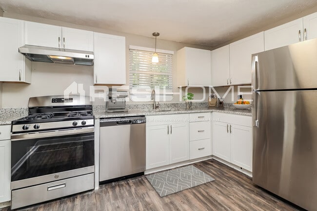 4750 White Oak Trail