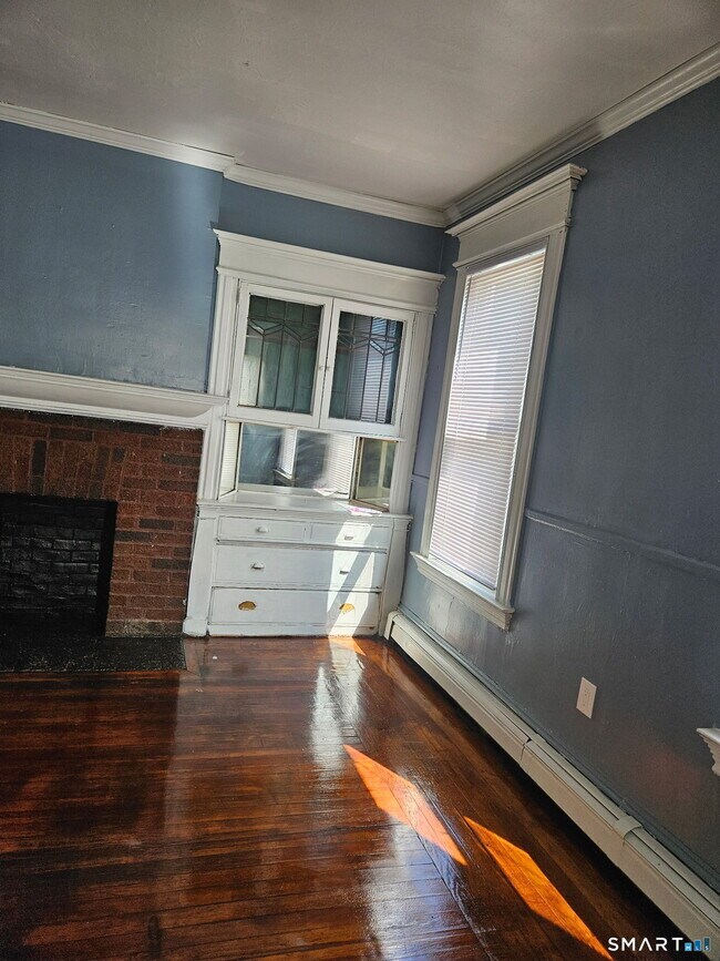 164 Edgewood St