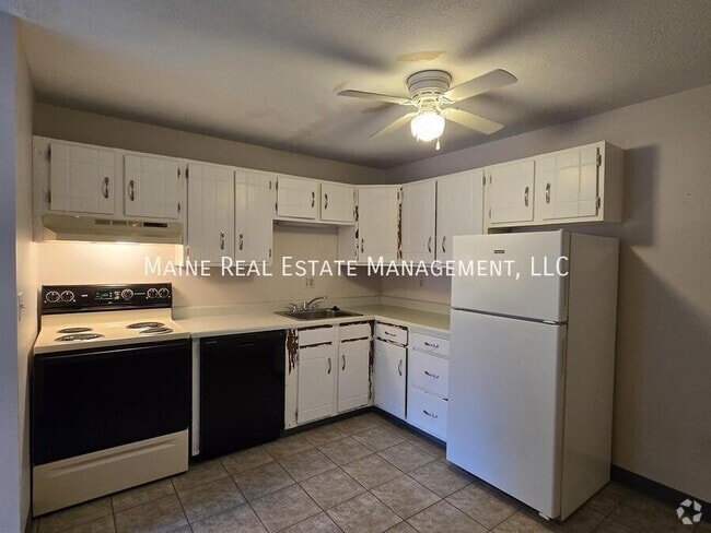 Building Photo - 10 Tall Pines Dr Rental