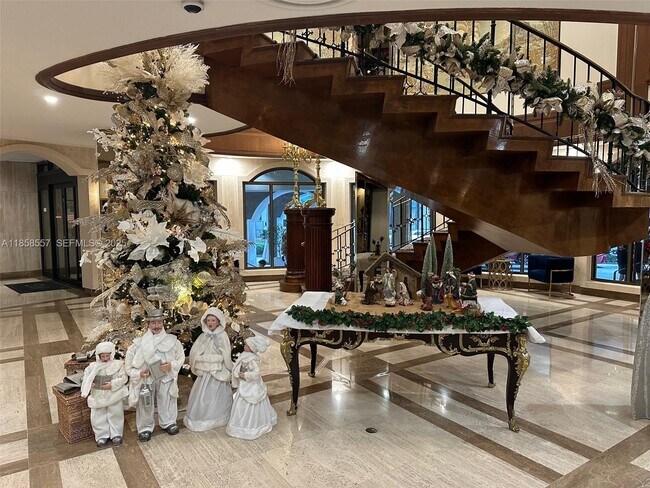 Photo - 6039 Collins Ave Unidad 505