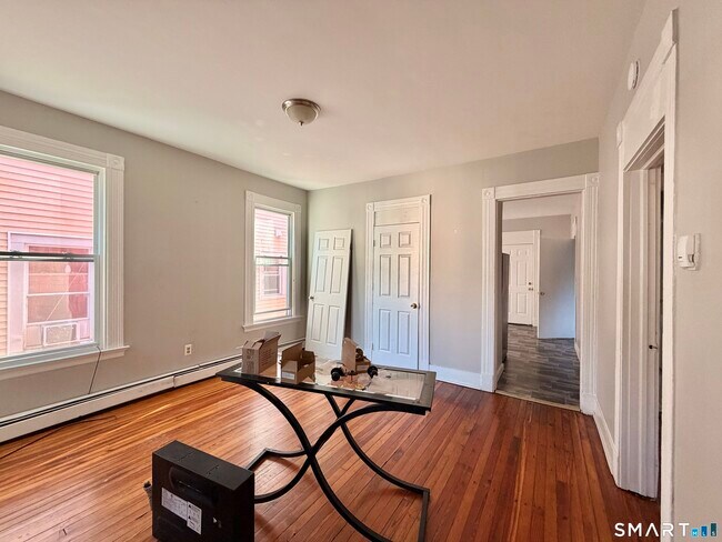 442 Poplar St