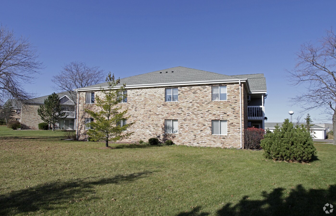 S85W1863246 Jean Dr Apartments Muskego, WI