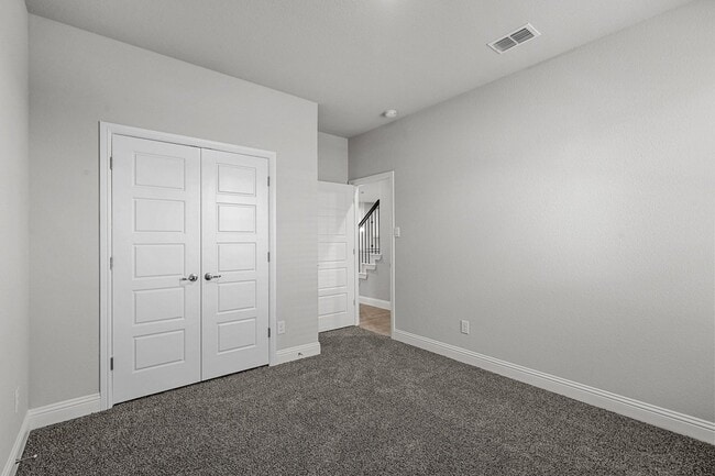 Building Photo - 1400 Razorbill Rd