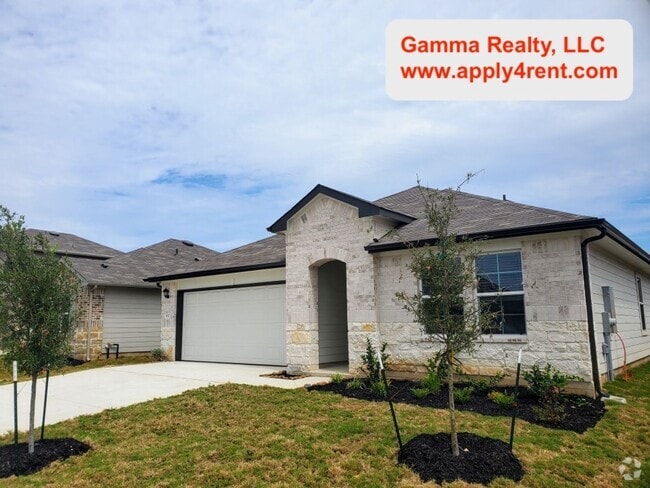 Building Photo - 4 BR + STUDY/ 3 BA in Seguin - 2042 SF One... Rental