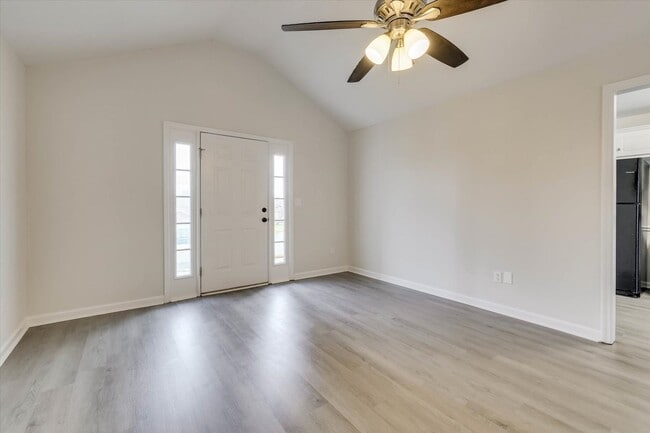 Photo - 2824 Cranbrook Dr