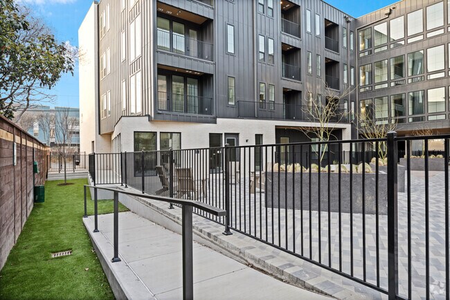 Capitol Flats - Dog Run - Capitol Flats