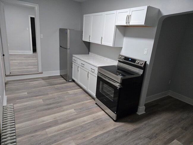 Photo - 46 Eberts Ln