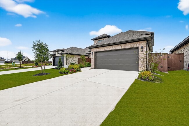 Photo - 5019 Bowen Pr Dr