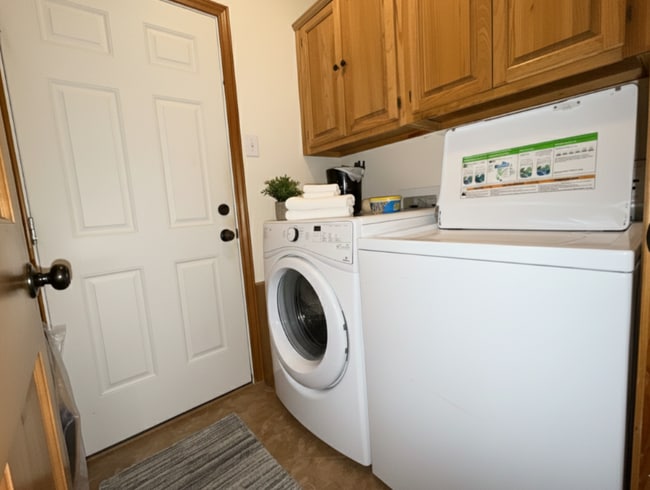 Photo - 1405 Ridgemoor Ln