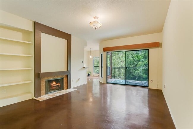 Photo - 4711 Spicewood Springs Rd Unidad 163