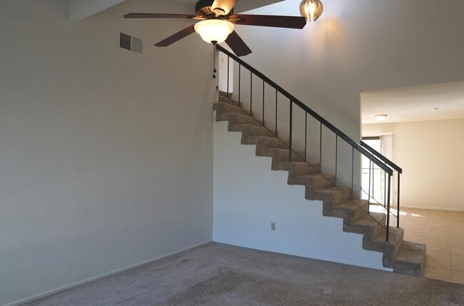 Photo - 6087 Montecito Cir