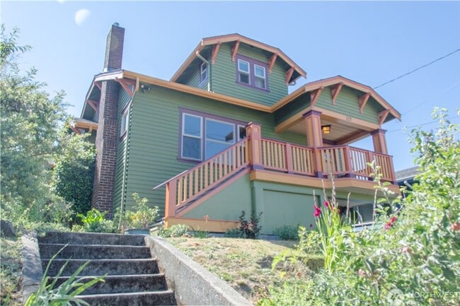 Building Photo - 4Bd/2Ba Seattle Home