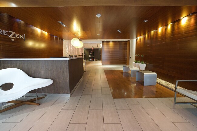 Photo - 205 Frederick St