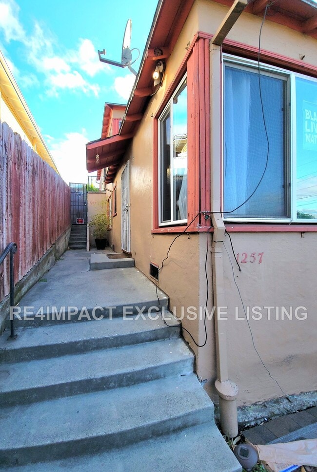 1257 E 34th St Unit 1257