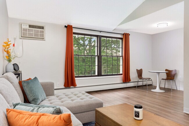 Photo - 1011 11th Ave S Unit 7