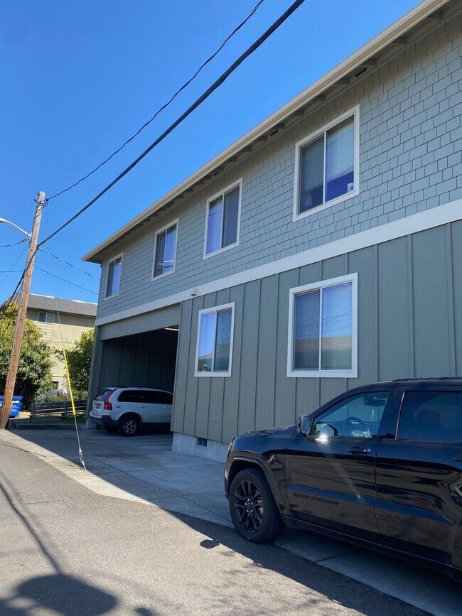 Photo - 773-777 East 18th Ave Unidad 777