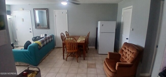 Photo - 124 College Dr Unit 124