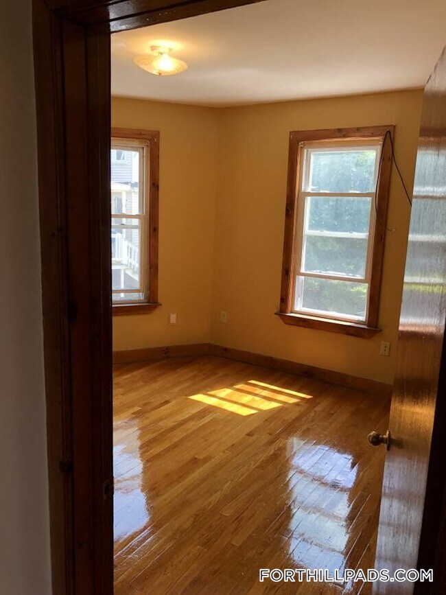 251 Highland St Unidad 3