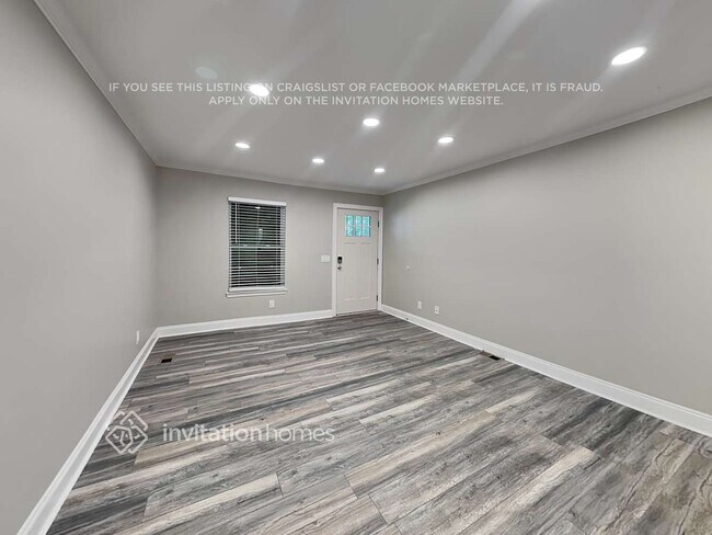 Photo - 524 Warren Ave