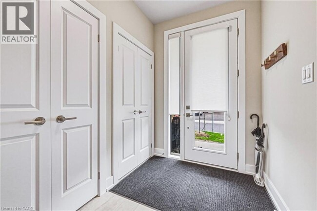 Photo - 2273 Turnberry Rd