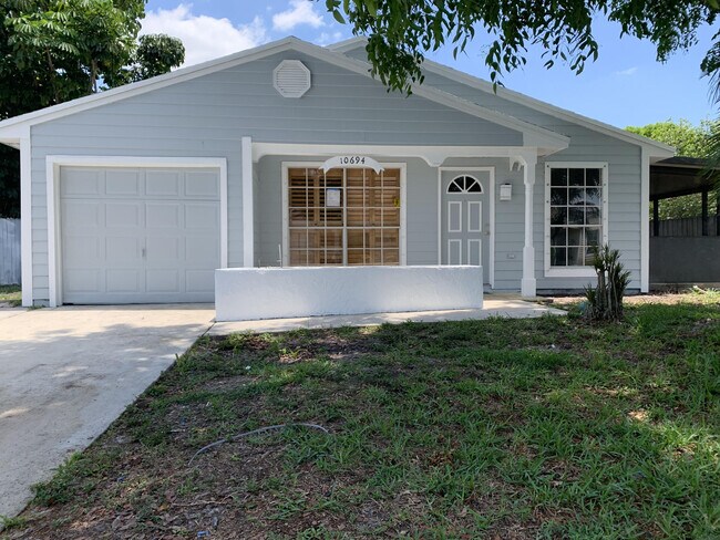 Photo - 10694 Summertime Ln House