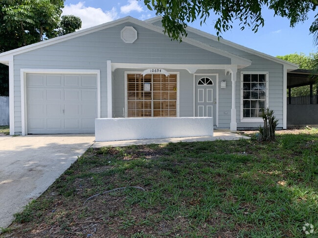 Building Photo - 10694 Summertime Ln Rental