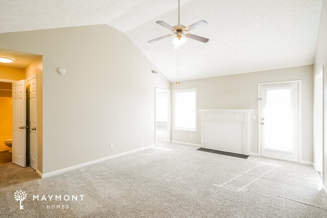 Photo - 1004 Swayze Ct