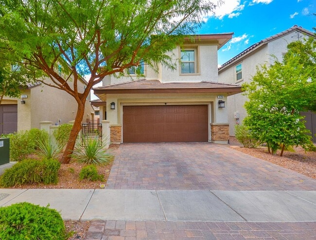 Building Photo - 3 bedroom House with a loft and solar panels