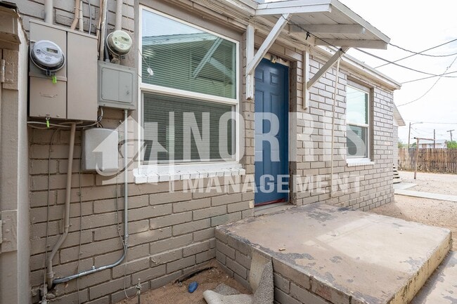 Photo - Multi-Unit Space Available NOW!