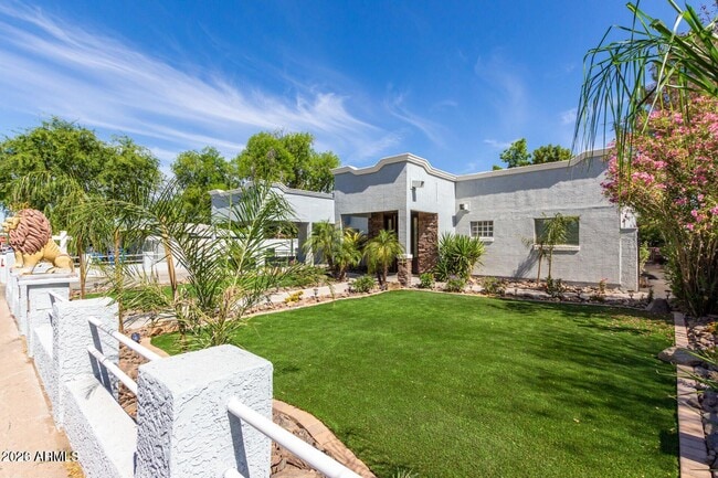 Photo - 1212 E McLellan Blvd