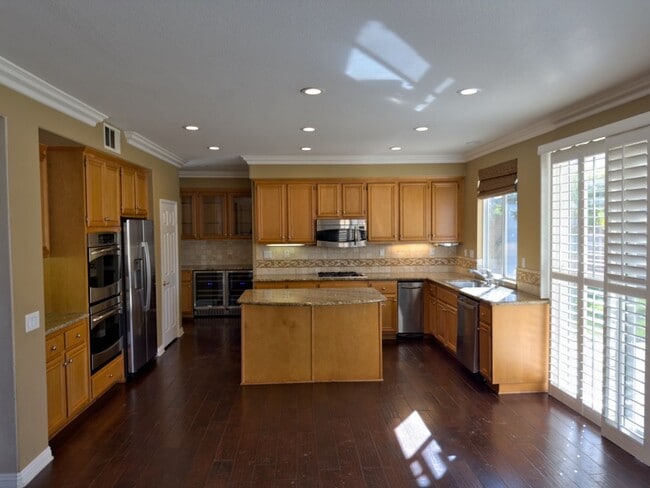 Building Photo - Beautiful home near La Mariposa Elementary School in Camarillo