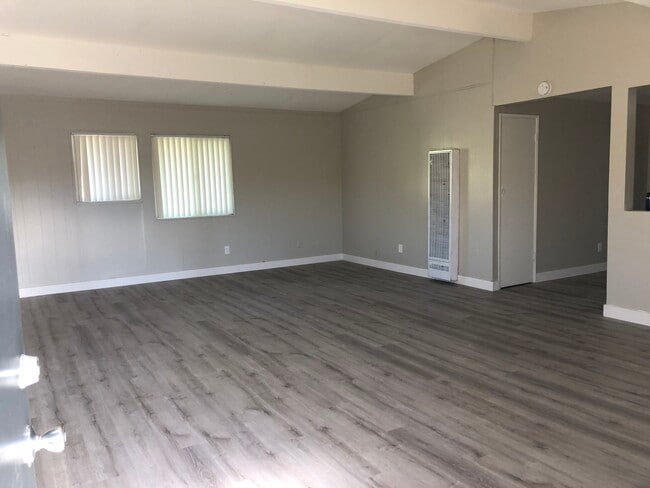 Photo - 331 E. Wakefield Ave.