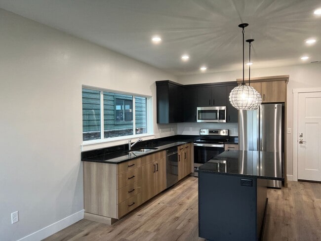 Photo - Great Spot in Town with a View