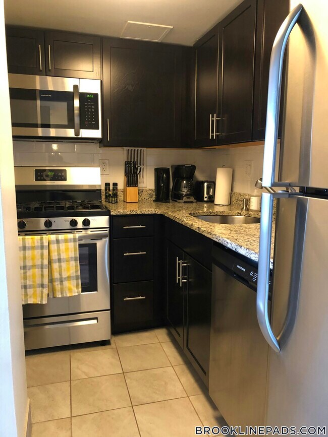 Photo - 185 Freeman St Unit 938