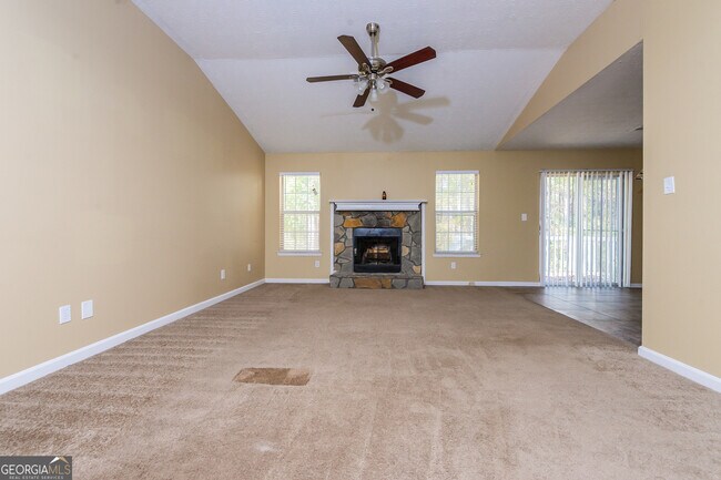 Photo - 6805 Silver Maple Dr