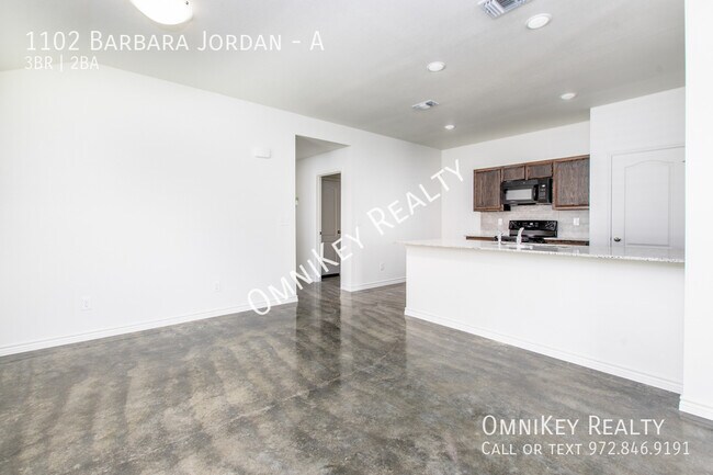 Photo - 1102 Barbara Jordan St Unidad A