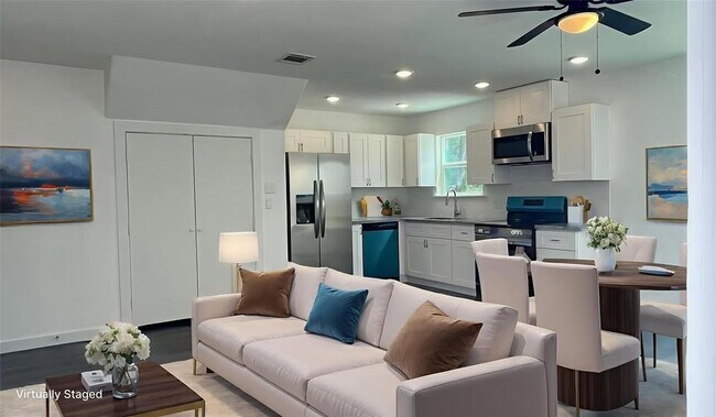 Photo - 9529 Everglade Dr