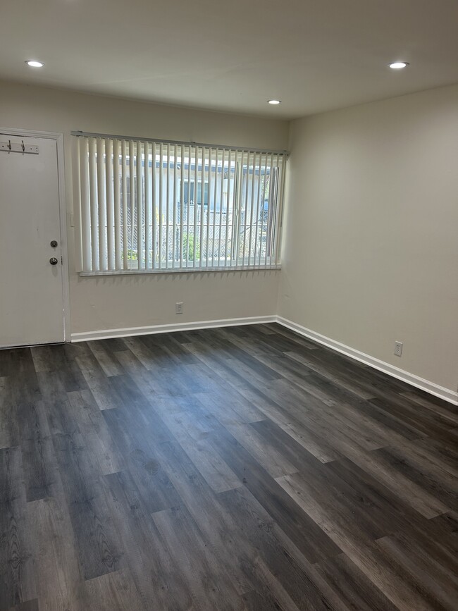 Photo - 6859 Coldwater Canyon Ave Unit 3