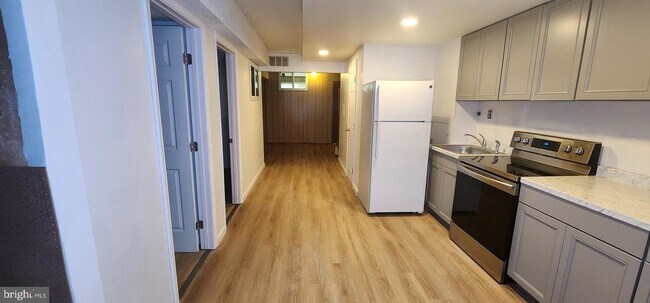 Photo - 1016 7th St House