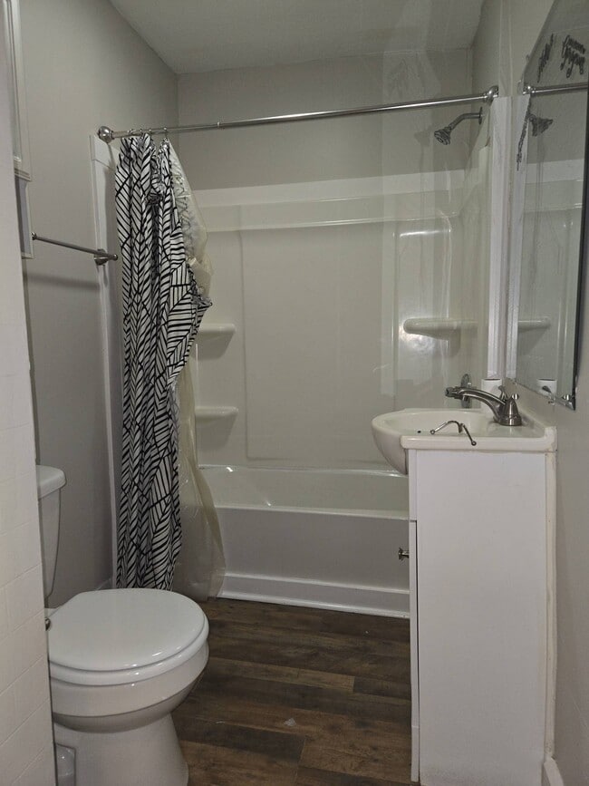 Photo - 417 N Beville Ave
