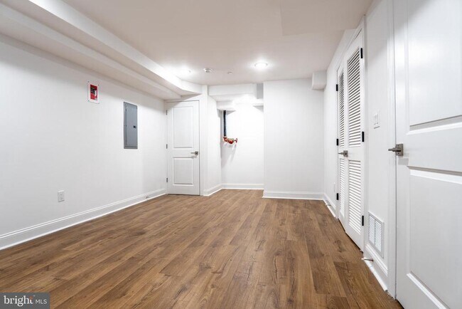 Photo - 653 N Preston St Unit 1
