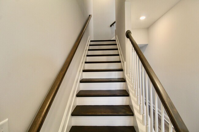 Photo - 1156 Harvest Ct