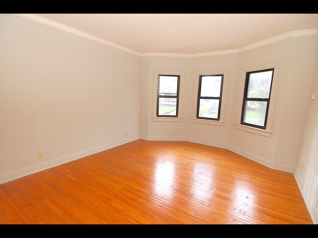 Photo - The Regal Apartments