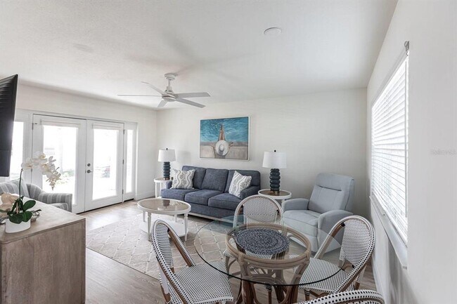 Photo - 6020 Midnight Pass Rd